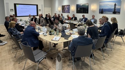 Diskussionsrunde mit den Verantwortlichen der Landesheilbäderverbände aus Deutschland und MdB Emmi Zeulner, © Bayerischer Heilbäder-Verband e.V.